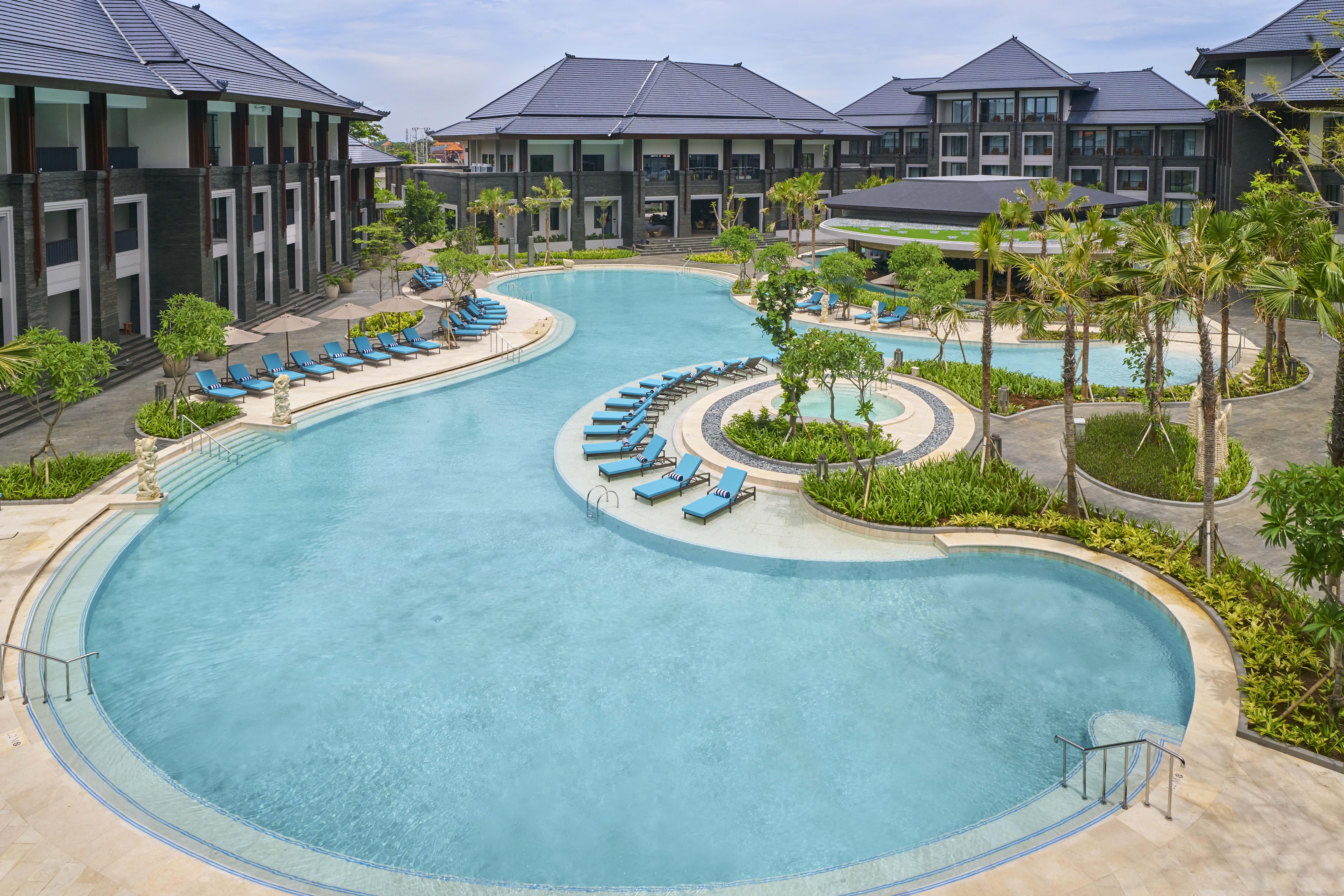 Resort Courtyard By Marriott Bali Nusa Dua 5*