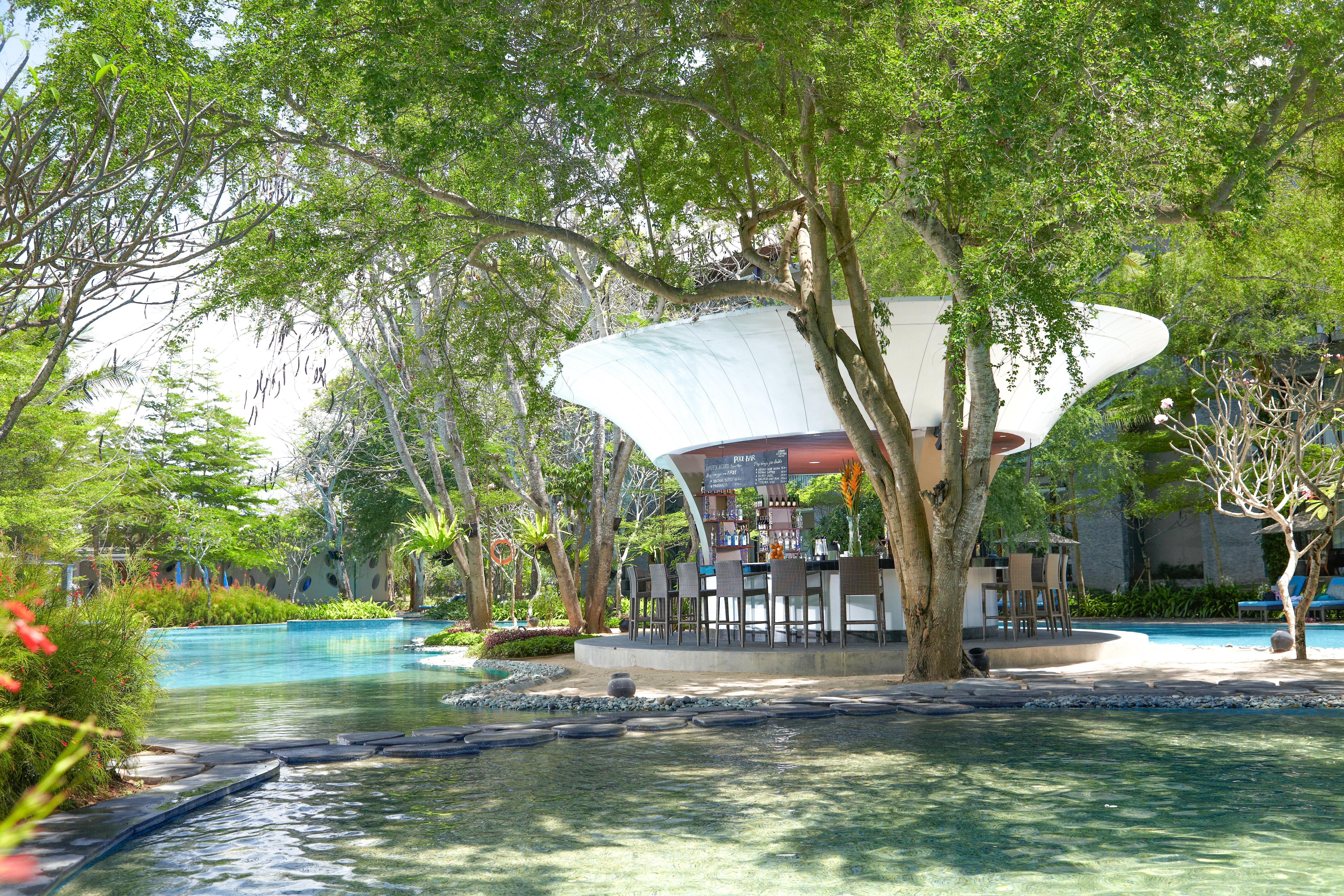 Courtyard By Marriott Bali Nusa Dua Resort 5*